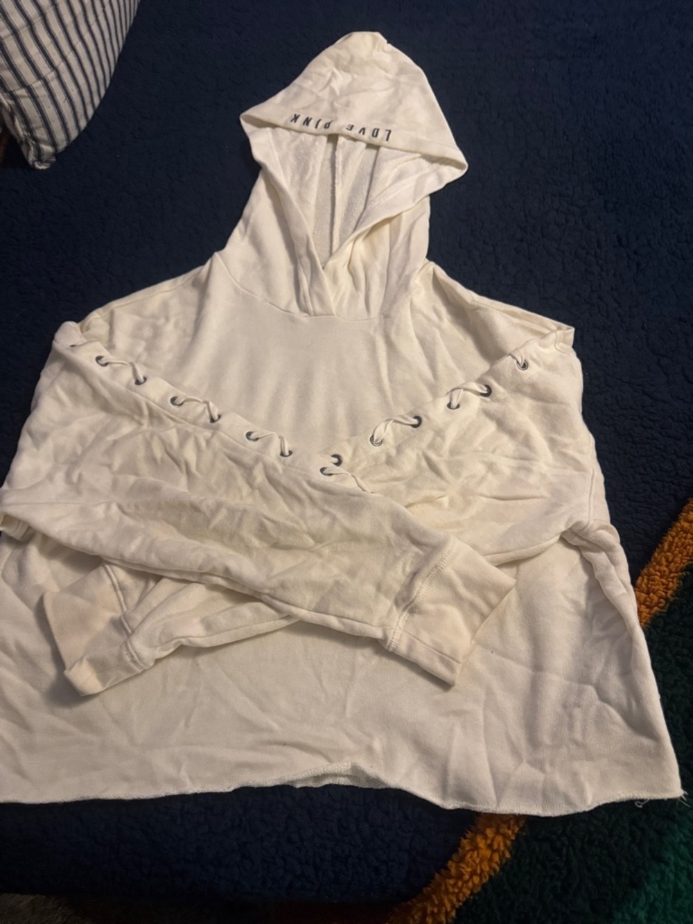 PINK Victoria's Secret White Lace-Up Sleeve Cropped Hoodie